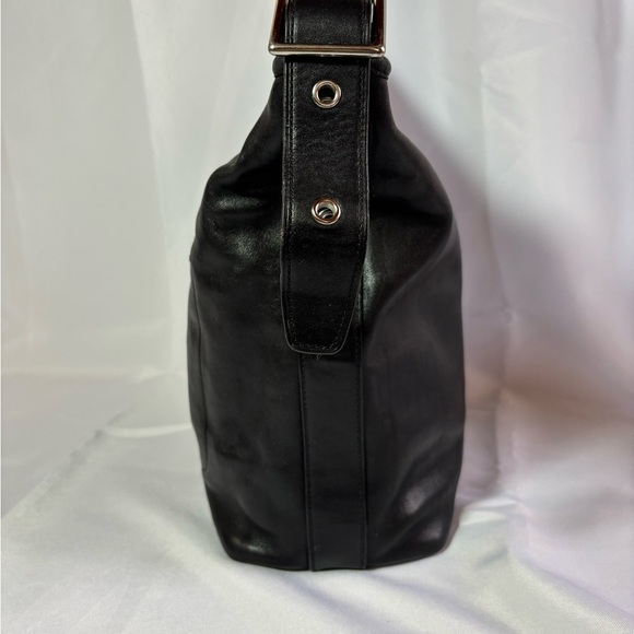 COACH Legacy Duffle 19889 - Picture 7 of 12